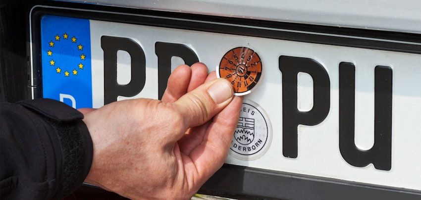 HU & AU nach Herstellervorgaben