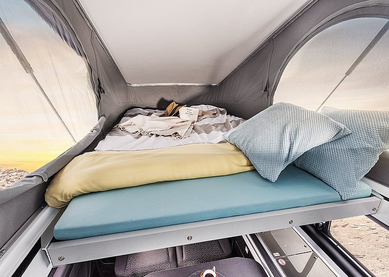 VANTourer URBAN V-Klasse Bett Aufstelldach