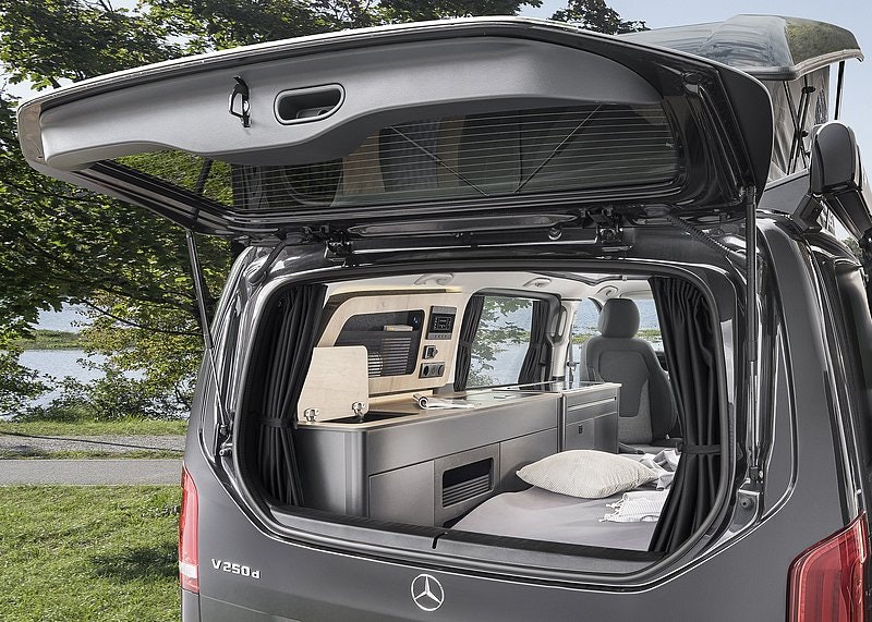 VANTourer URBAN V-Klasse Heckklappe