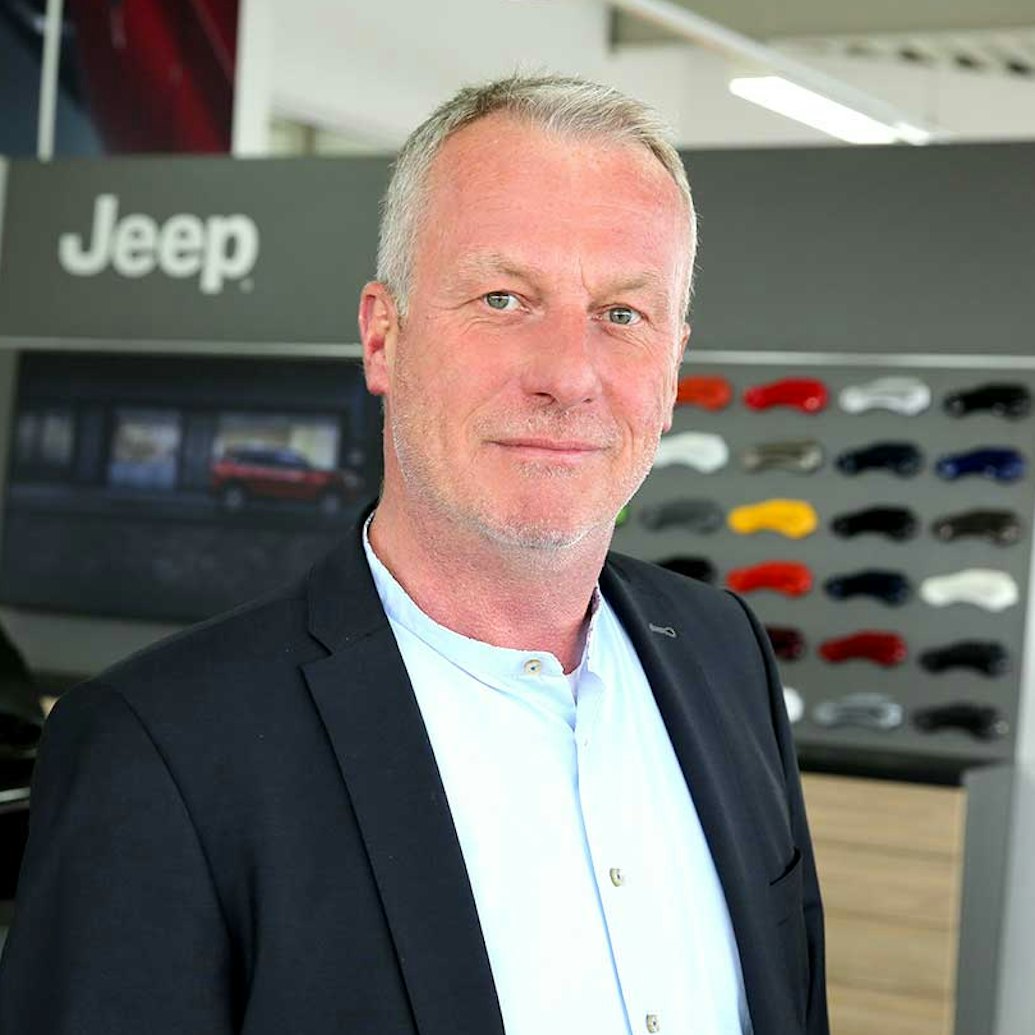 Standorte Schloß Neuhaus Team die thiel gruppe